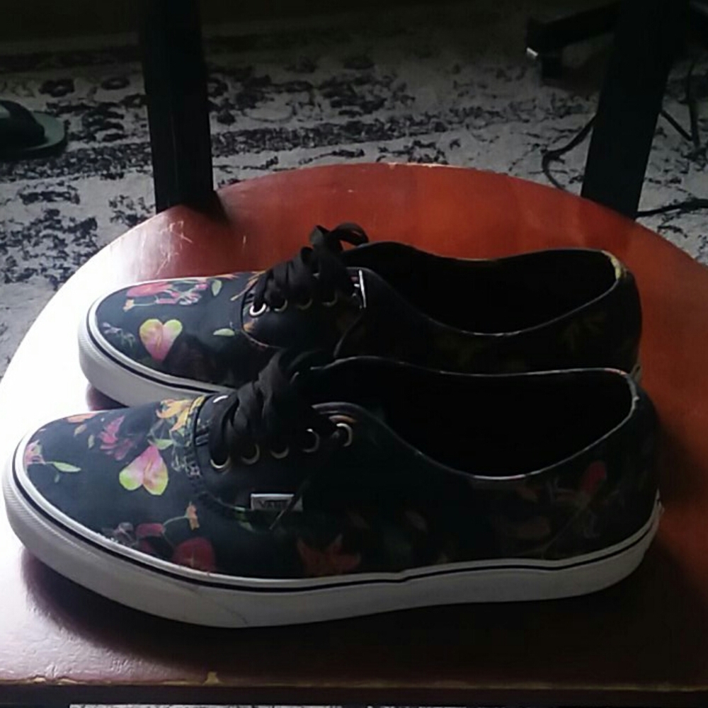 Vans authentic